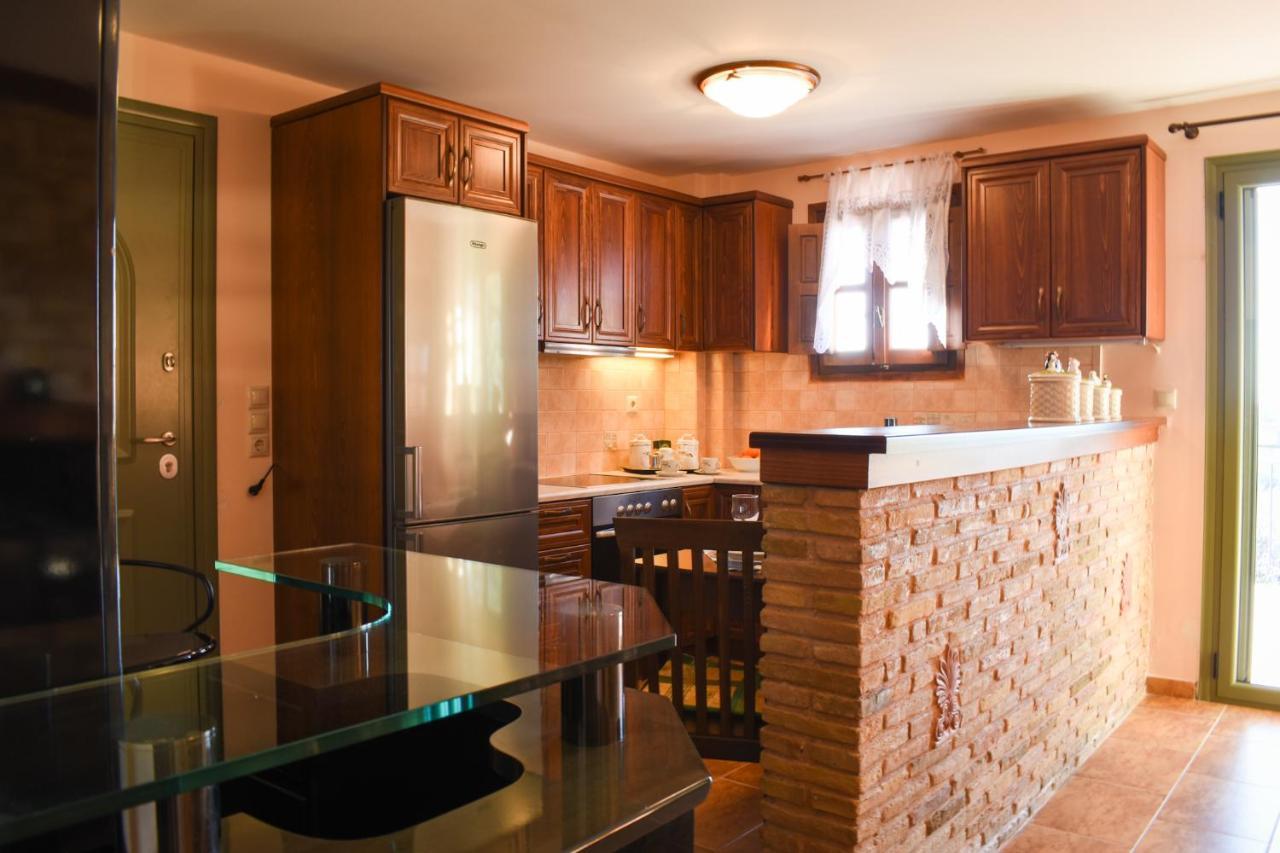 Amber Seaview Villa By The Olive Groves Kalamata Exterior photo