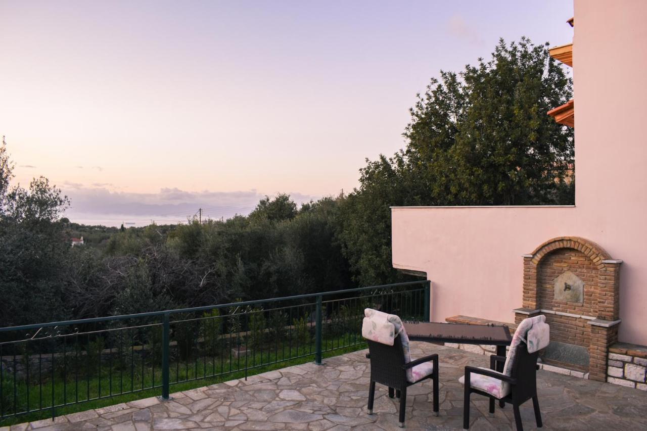 Amber Seaview Villa By The Olive Groves Kalamata Exterior photo