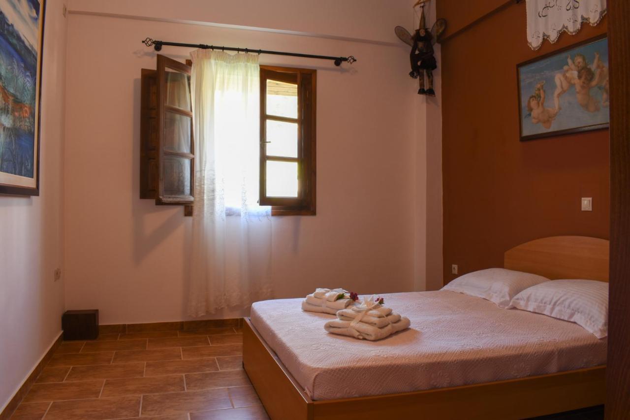 Amber Seaview Villa By The Olive Groves Kalamata Exterior photo