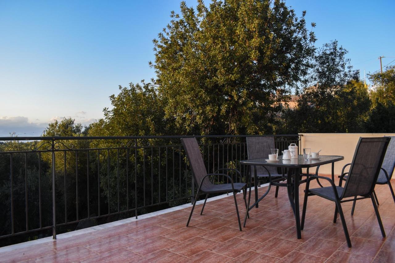 Amber Seaview Villa By The Olive Groves Kalamata Exterior photo